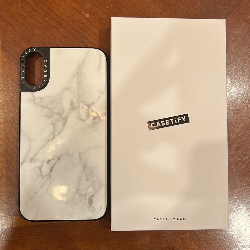 Casetify IPhone XR White Marble Case